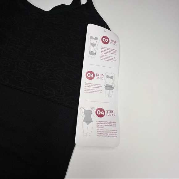 Curveez Incredibly Shaping Jacquard Cami - Picture 7 of 12